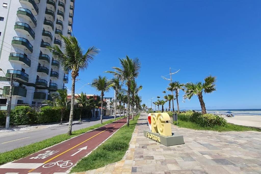 Apartamento Frente Para O Mar 6 Pessoas Com Estacionamento Praia Grande  Exterior photo
